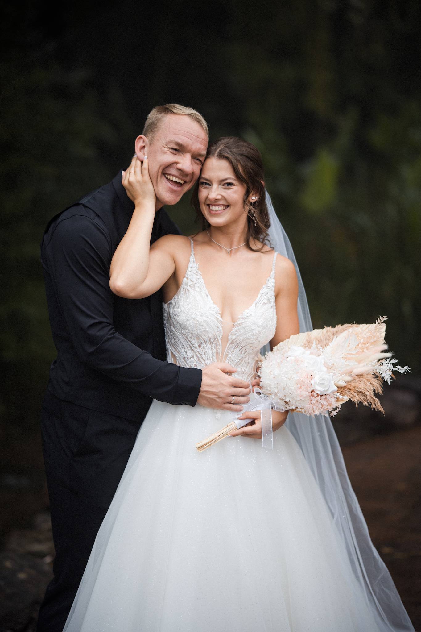 Shannon + Mikkel // Fairmont Resort // Wedding Photographer Blue Mountains
